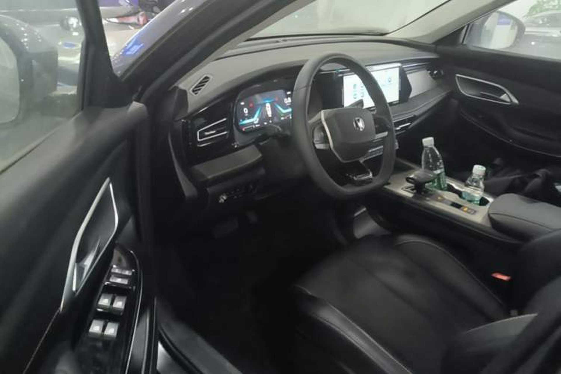 Used CHANGAN X7 PLUS 2024 1.5T Automatic Luxury 7-Seater Driver Seat