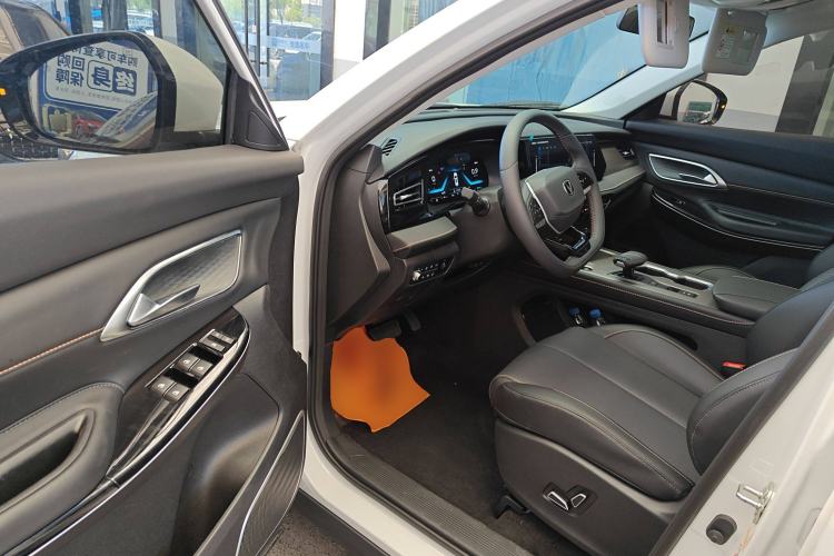 Used CHANGAN X7 PLUS 2024 1.5T Automatic Luxury 7-Seater Driver Seat