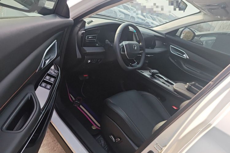 Used CHANGAN X7 PLUS 2024 1.5T Automatic Luxury 7-Seater Driver Seat