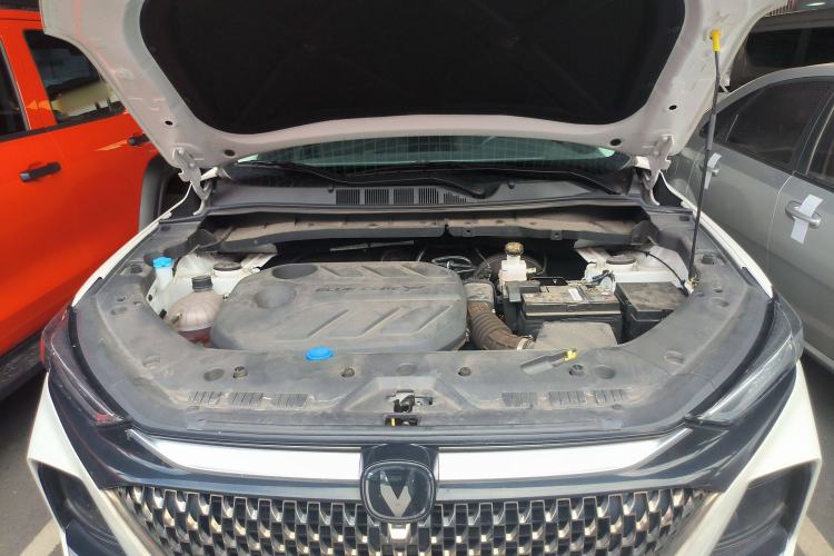Used CHANGAN X7 PLUS 2024 1.5T Automatic Luxury 7-Seater Engine Bay