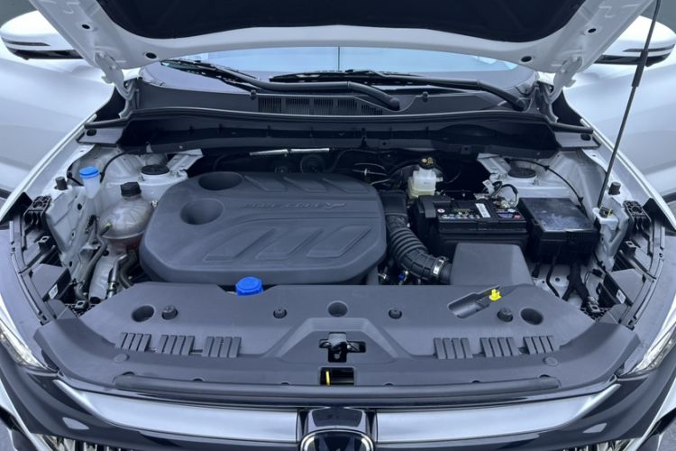 Used CHANGAN X7 PLUS 2024 1.5T Automatic Smart Enjoyment 5-Seater Engine Bay