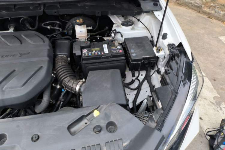 Used CHANGAN X7 PLUS 2024 1.5T Manual Luxury 7-Seater Engine Bay Left