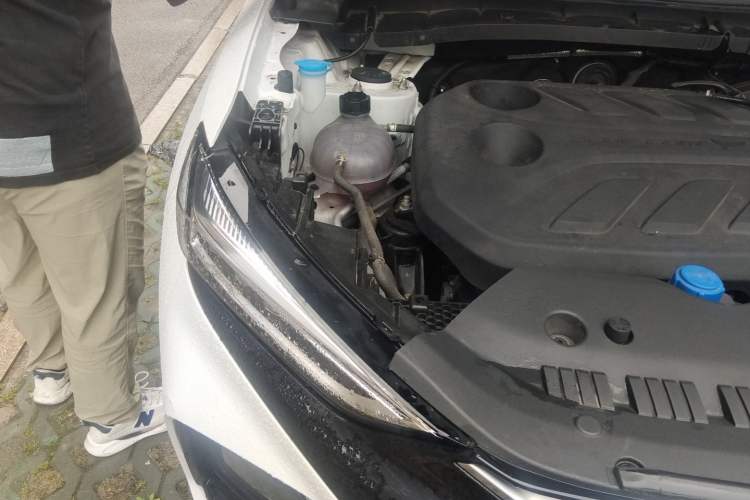 Used CHANGAN X7 PLUS 2024 1.5T Automatic Smart Enjoyment 5-Seater Engine Bay Right