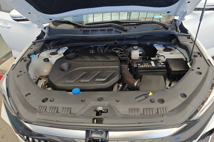 Used CHANGAN X7 PLUS 2024 1.5T Automatic Luxury 7-Seater Engine Bay