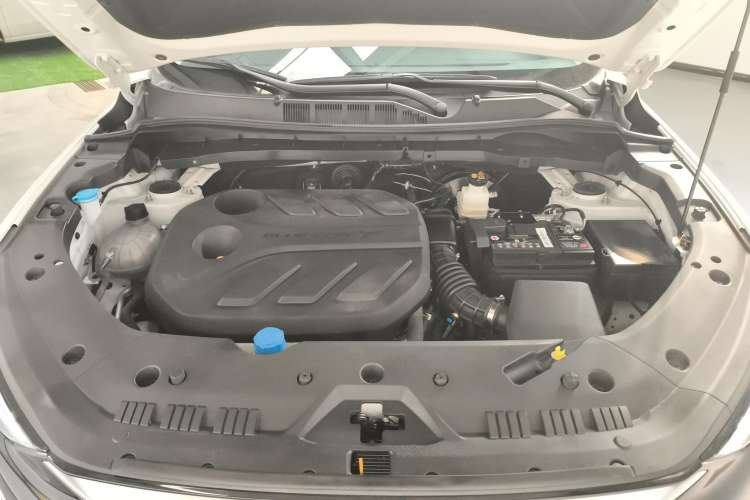 Used CHANGAN X7 PLUS 2024 1.5T Automatic Luxury 7-Seater Engine Bay