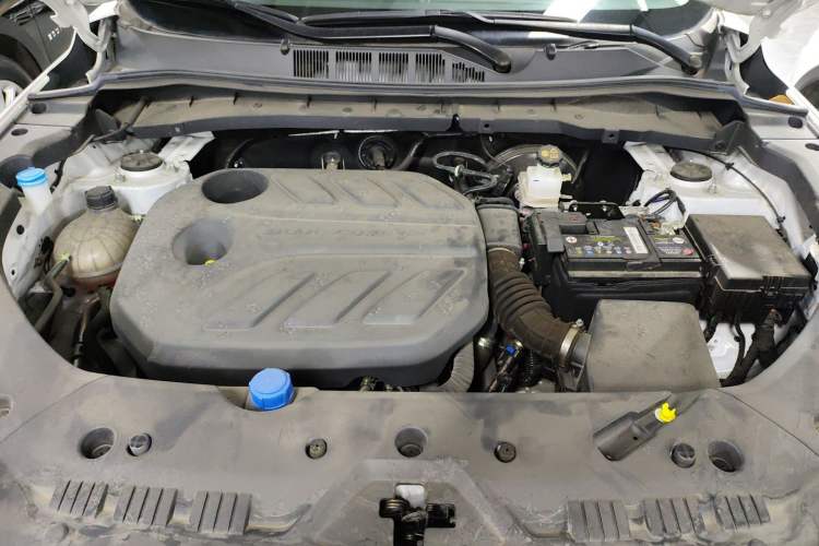 Used CHANGAN X7 PLUS 2024 1.5T Automatic Luxury 7-Seater Engine Bay