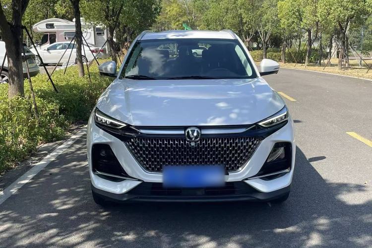 Used CHANGAN X7 PLUS 2024 1.5T Automatic Luxury Edition 5 Seats Exterior 1
