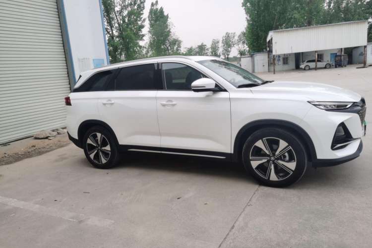 Used CHANGAN X7 PLUS 2024 1.5T Automatic Luxury 7-Seater Exterior 2