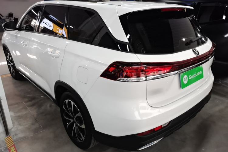 Used CHANGAN X7 PLUS 2024 1.5T Automatic Prestige 7-Seater Exterior 2