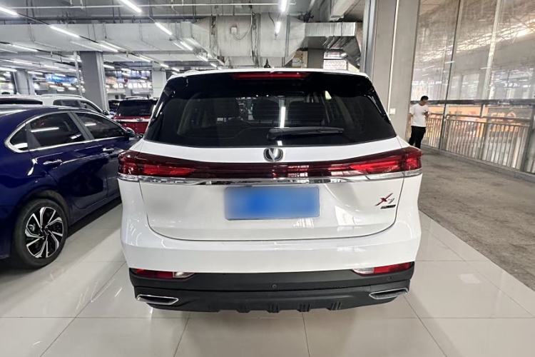 Used CHANGAN X7 PLUS 2024 1.5T Automatic Smart Enjoyment 5-Seater Exterior 2