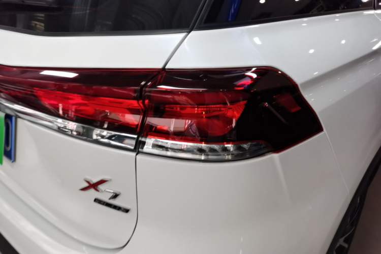 Used CHANGAN X7 PLUS 2024 1.5T Automatic Prestige 7-Seater Exterior 3