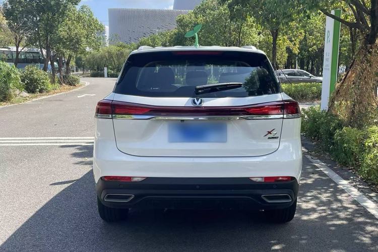 Used CHANGAN X7 PLUS 2024 1.5T Automatic Luxury Edition 5 Seats Exterior 3