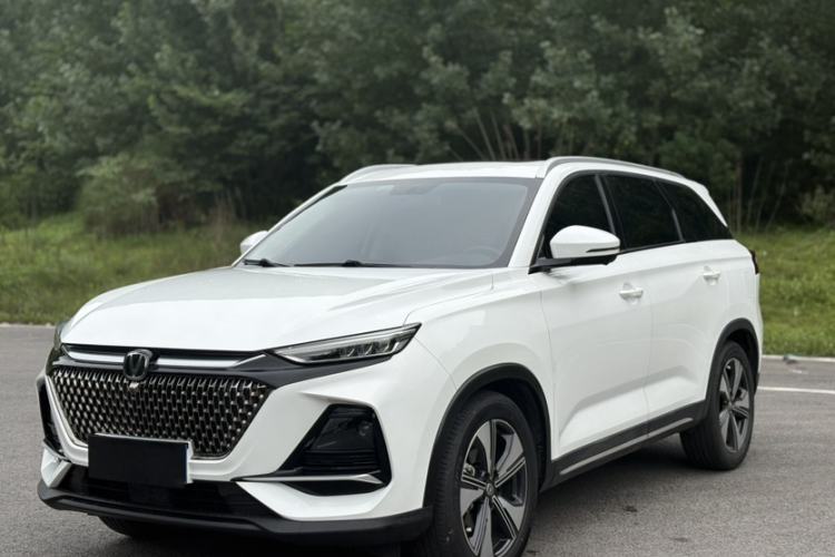 Used CHANGAN X7 PLUS 2024 1.5T Automatic Luxury Edition 5 Seats Exterior 4