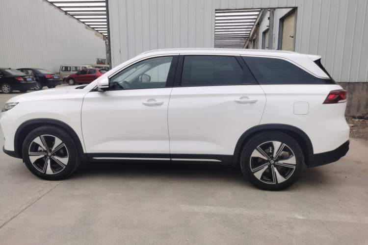 Used CHANGAN X7 PLUS 2024 1.5T Automatic Luxury 7-Seater Exterior 5