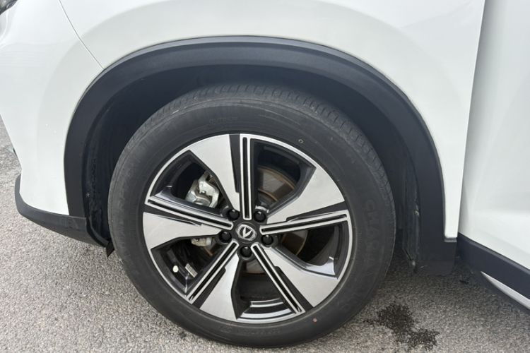 Used CHANGAN X7 PLUS 2024 1.5T Automatic Luxury Edition 5 Seats Exterior 9