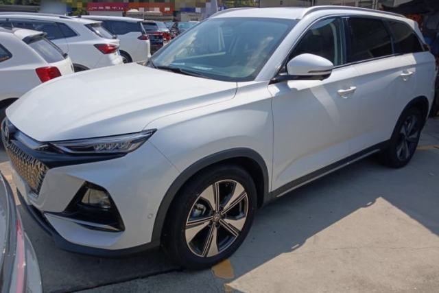 Used CHANGAN X7 PLUS 2024 1.5T Automatic Luxury 7-Seater