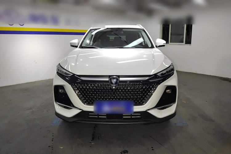 Used CHANGAN X7 PLUS 2024 1.5T Automatic Luxury 7-Seater Front