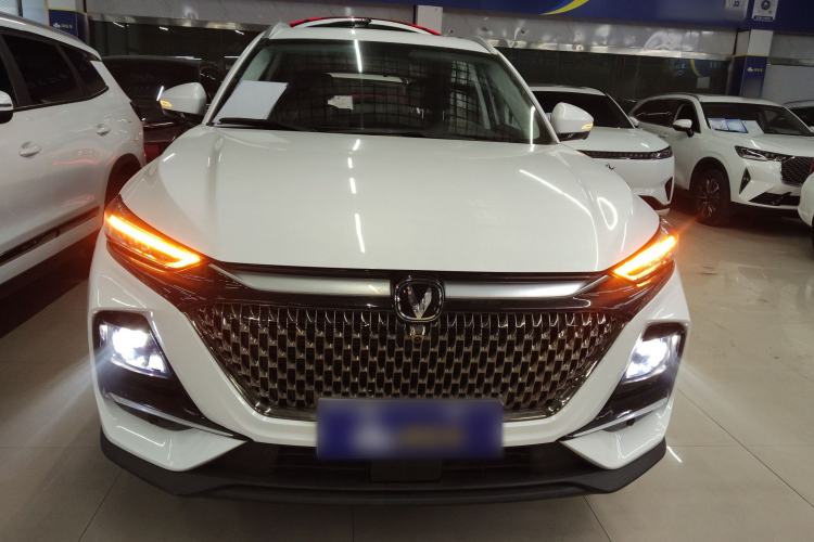 Used CHANGAN X7 PLUS 2024 1.5T Automatic Luxury 7-Seater Front