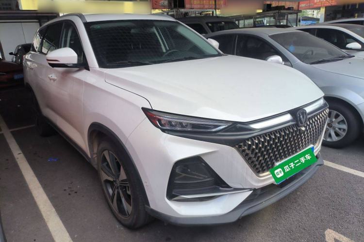 Used CHANGAN X7 PLUS 2024 1.5T Automatic Luxury 7-Seater Front Right 45 Deg