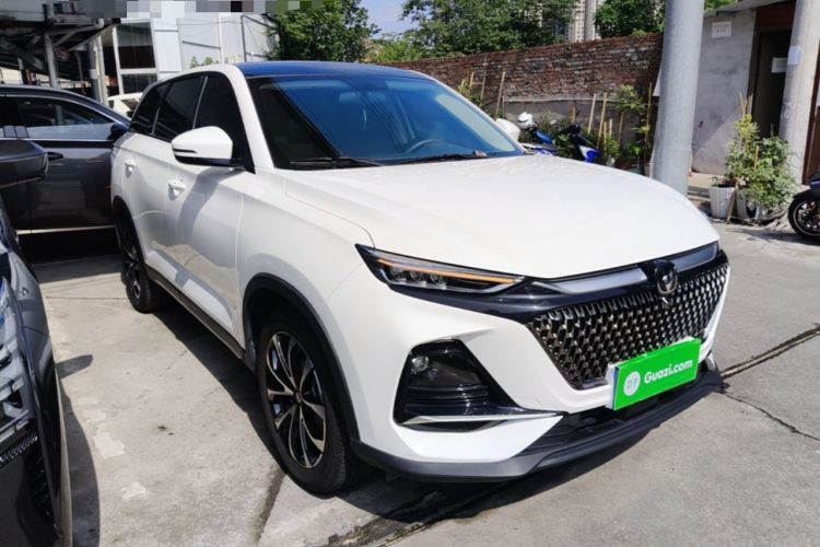 Used CHANGAN X7 PLUS 2024 1.5T Automatic Prestige 7-Seater Front Right 45 Deg