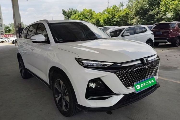 Used CHANGAN X7 PLUS 2024 1.5T Automatic Prestige 7-Seater Front Right 45 Deg