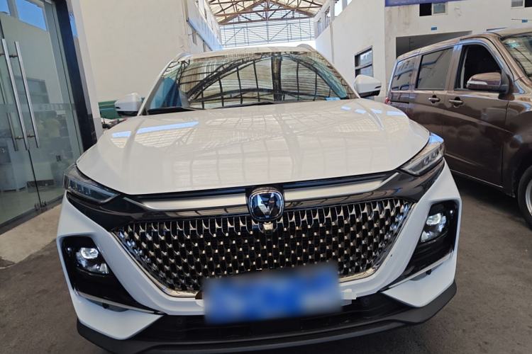 Used CHANGAN X7 PLUS 2024 1.5T Automatic Luxury 7-Seater Front