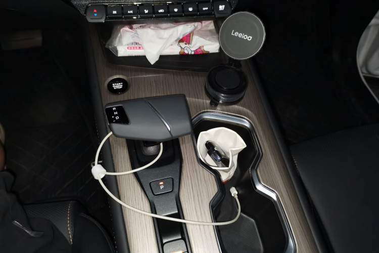 Used CHANGAN X7 PLUS 2024 1.5T Automatic Smart Enjoyment 5-Seater Gear Lever