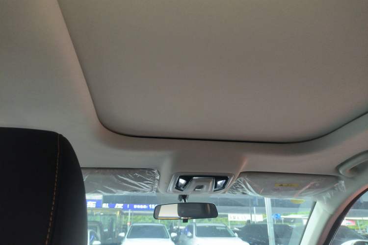 Used CHANGAN X7 PLUS 2024 1.5T Automatic Luxury 7-Seater Headliner