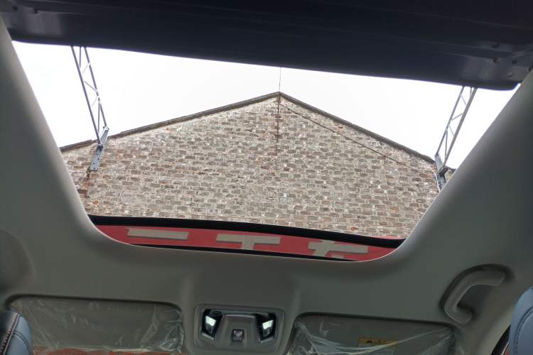 Used CHANGAN X7 PLUS 2024 1.5T Automatic Luxury 7-Seater Headliner