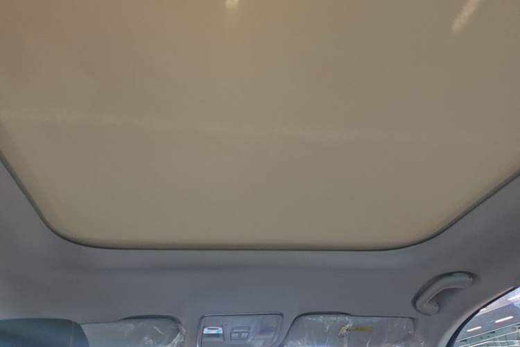 Used CHANGAN X7 PLUS 2024 1.5T Automatic Prestige 7-Seater Headliner