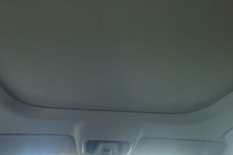 Used CHANGAN X7 PLUS 2024 1.5T Automatic Luxury 7-Seater Headliner