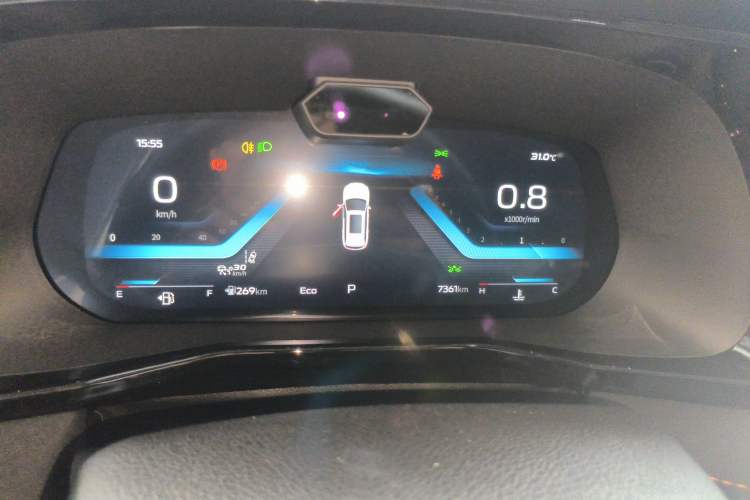 Used CHANGAN X7 PLUS 2024 1.5T Automatic Luxury 7-Seater Instrument Cluster