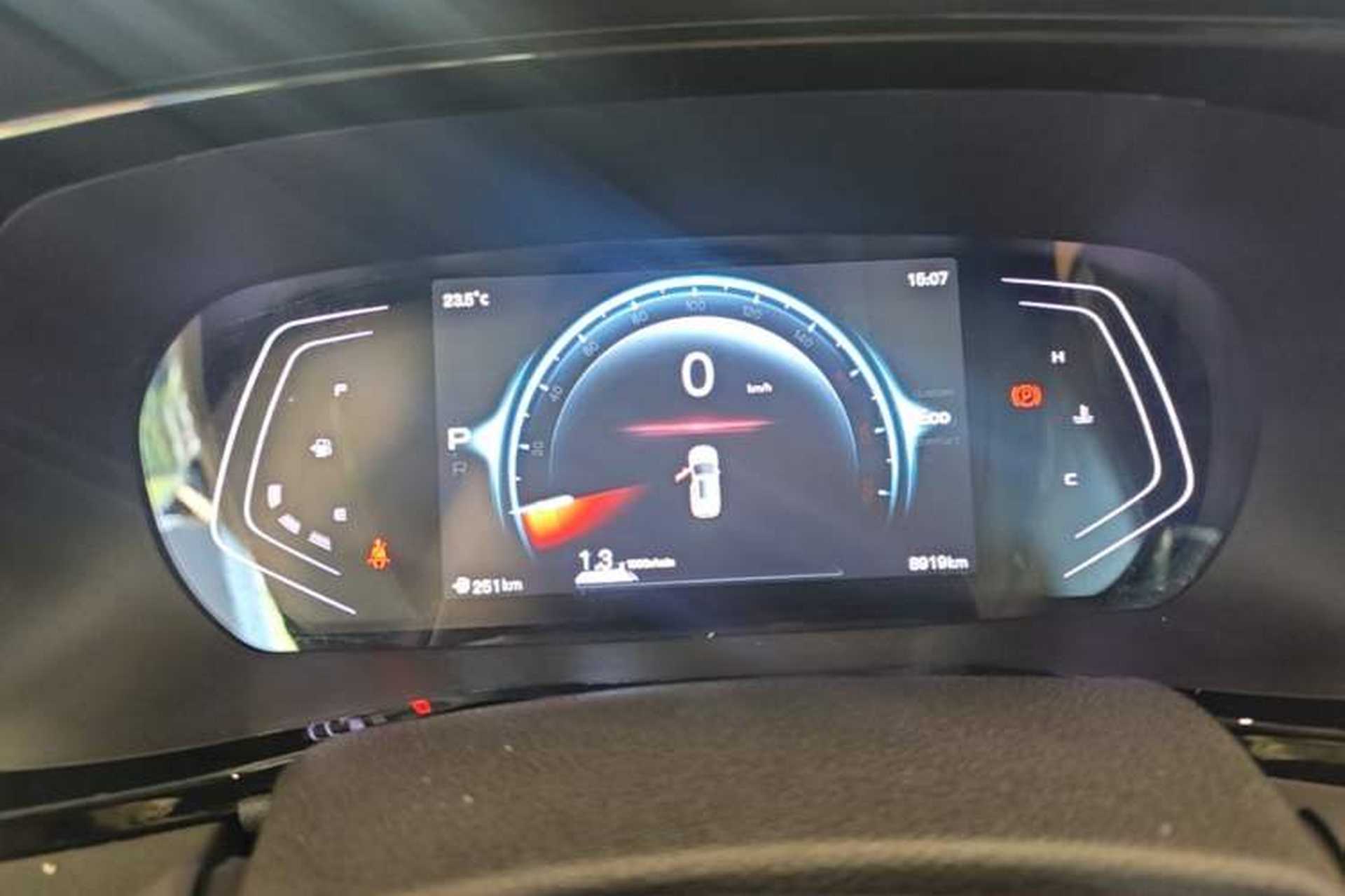 Used CHANGAN X7 PLUS 2024 1.5T Automatic Prestige 7-Seater Instrument Cluster