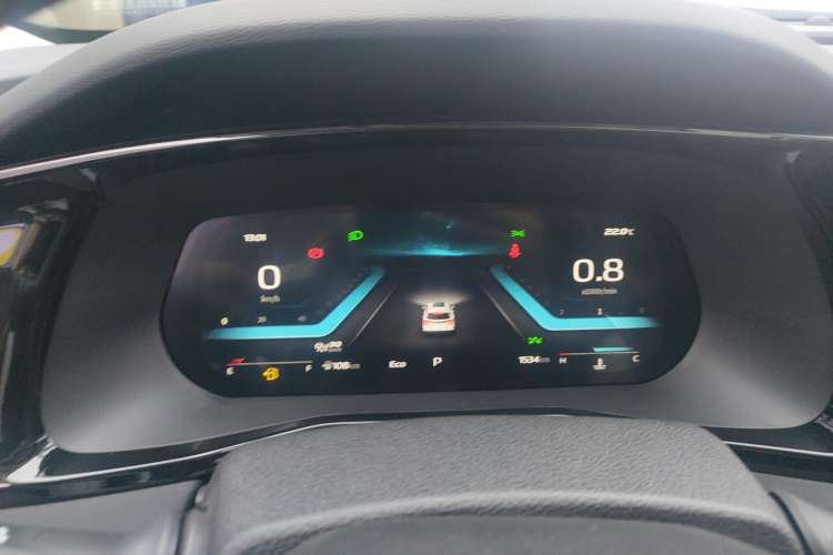 Used CHANGAN X7 PLUS 2024 1.5T Automatic Luxury 7-Seater Instrument Cluster