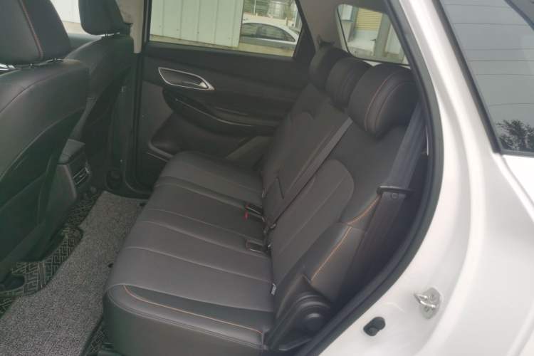 Used CHANGAN X7 PLUS 2024 1.5T Automatic Luxury 7-Seater Interior 1