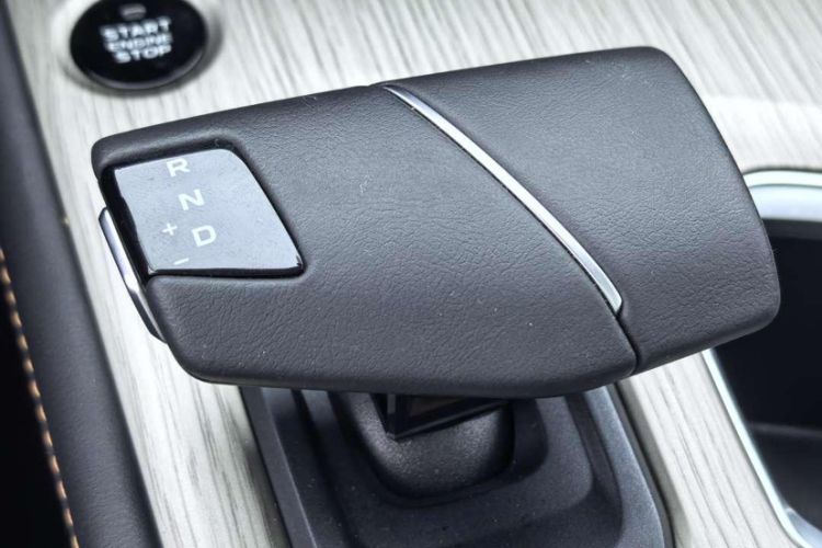 Used CHANGAN X7 PLUS 2024 1.5T Automatic Luxury 7-Seater Interior 12