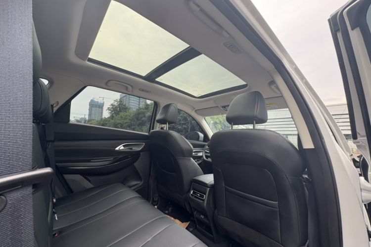Used CHANGAN X7 PLUS 2024 1.5T Automatic Luxury Edition 5 Seats Interior 3