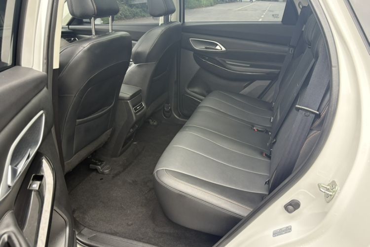 Used CHANGAN X7 PLUS 2024 1.5T Automatic Luxury Edition 5 Seats Interior 5