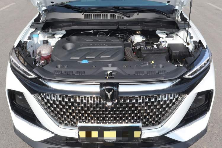 Used CHANGAN X7 PLUS 2024 1.5T Automatic Smart Enjoyment 5-Seater Interior 8