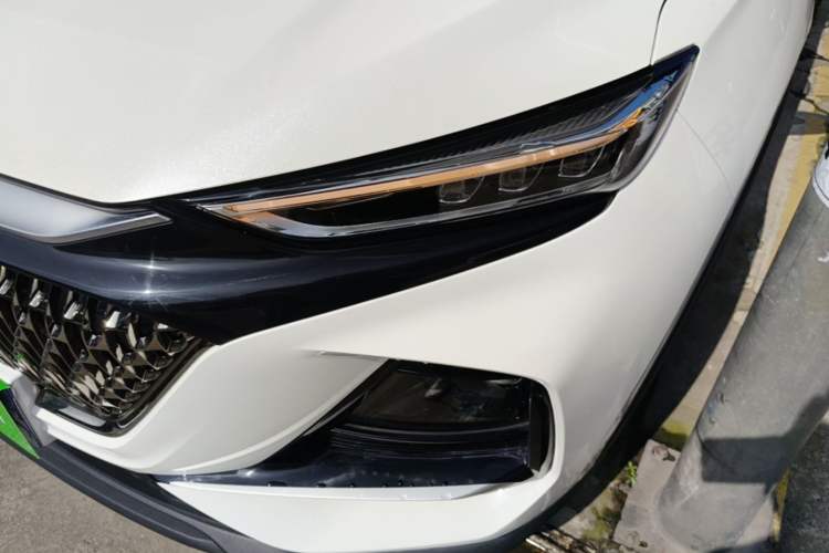 Used CHANGAN X7 PLUS 2024 1.5T Automatic Prestige 7-Seater Left Front Headlight