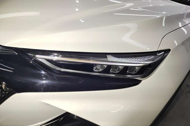 Used CHANGAN X7 PLUS 2024 1.5T Automatic Luxury 7-Seater Left Front Headlight
