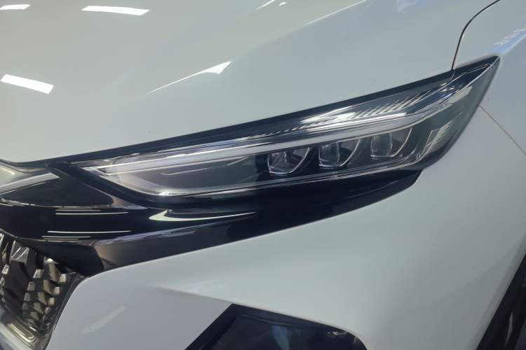 Used CHANGAN X7 PLUS 2024 1.5T Automatic Luxury 7-Seater Left Front Headlight