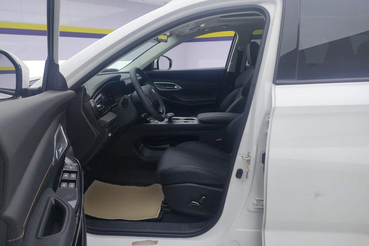 Used CHANGAN X7 PLUS 2024 1.5T Automatic Luxury 7-Seater Left Front Seat