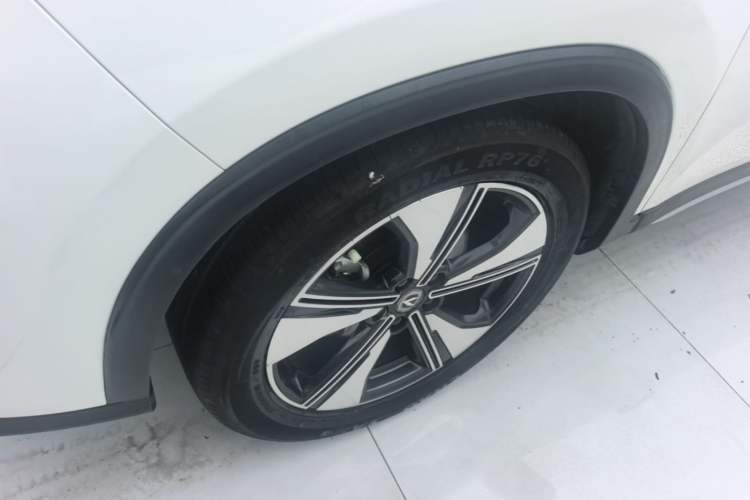 Used CHANGAN X7 PLUS 2024 1.5T Automatic Luxury Edition 5 Seats Left Front Wheel Hub