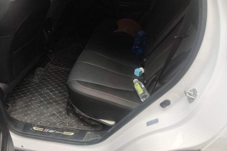 Used CHANGAN X7 PLUS 2024 1.5T Automatic Smart Enjoyment 5-Seater Left Rear Seat