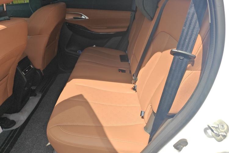 Used CHANGAN X7 PLUS 2024 1.5T Automatic Smart Enjoyment 5-Seater Left Rear Seat