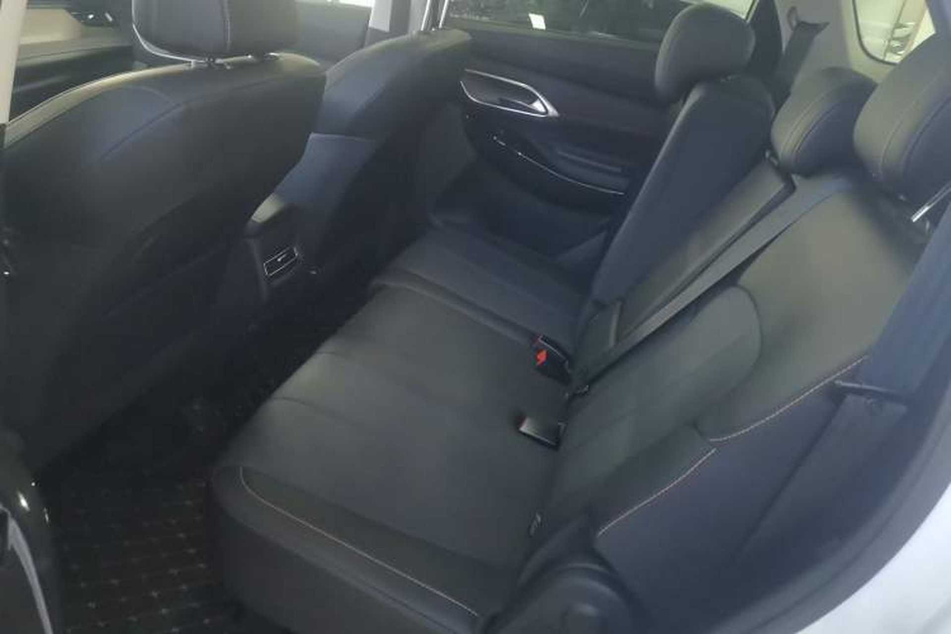 Used CHANGAN X7 PLUS 2024 1.5T Automatic Luxury 7-Seater Left Rear Seat