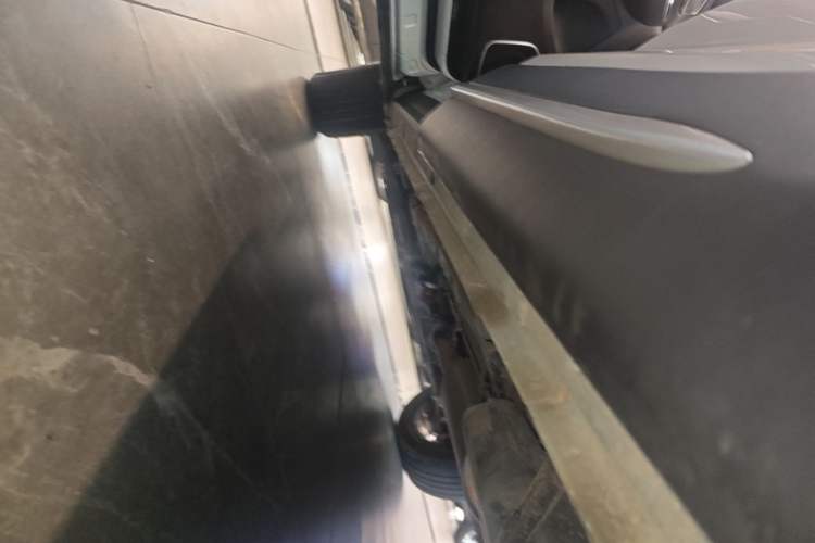 Used CHANGAN X7 PLUS 2024 1.5T Automatic Prestige 7-Seater Left Side Sill