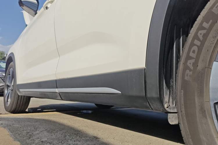 Used CHANGAN X7 PLUS 2024 1.5T Automatic Luxury 7-Seater Left Side Sill