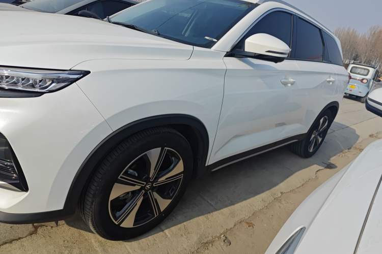 Used CHANGAN X7 PLUS 2024 1.5T Automatic Luxury 7-Seater Left Side